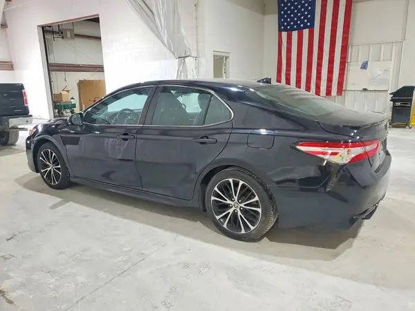 4T1G11AK1LU948739 2020 TOYOTA CAMRY - Image 2