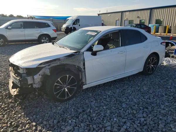 4T1G11AK1LU954864 2020 TOYOTA CAMRY - Image 1