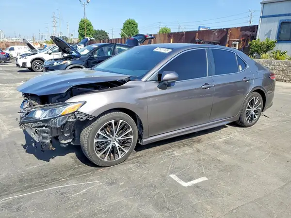 4T1G11AK1LU955321 2020 TOYOTA CAMRY - Image 1
