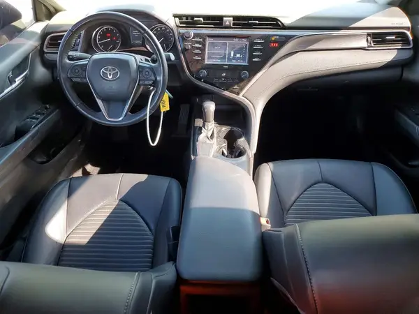 4T1G11AK1LU960390 2020 TOYOTA CAMRY - Image 8