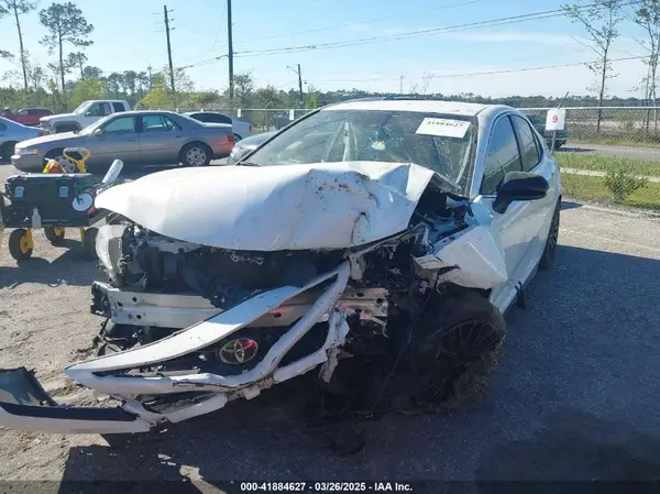 4T1G11AK1LU964200 2020 TOYOTA CAMRY - Image 2