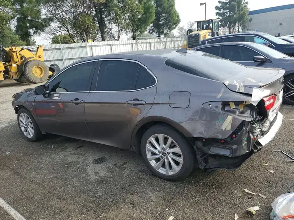 4T1G11AK1LU969848 2020 TOYOTA CAMRY - Image 2
