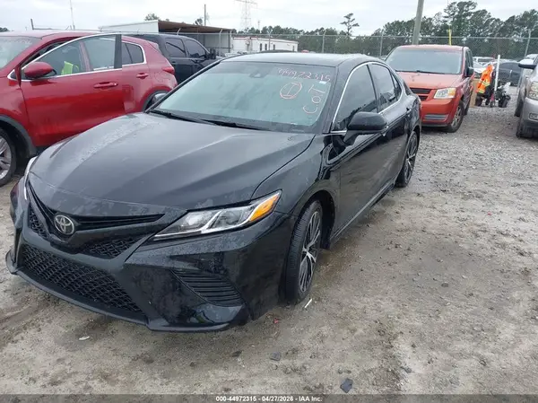 4T1G11AK1LU972555 2020 TOYOTA CAMRY - Image 2