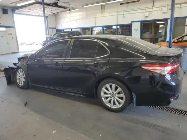 4T1G11AK1LU977058 2020 TOYOTA CAMRY - Image 2