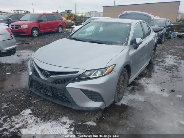 4T1G11AK1LU978453 2020 TOYOTA CAMRY - Image 2