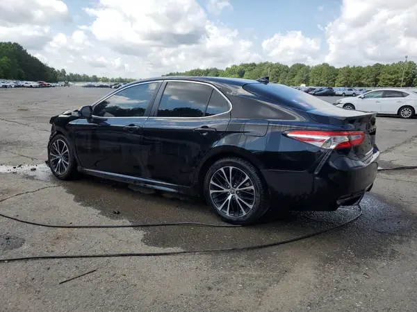 4T1G11AK1LU982275 2020 TOYOTA CAMRY - Image 2