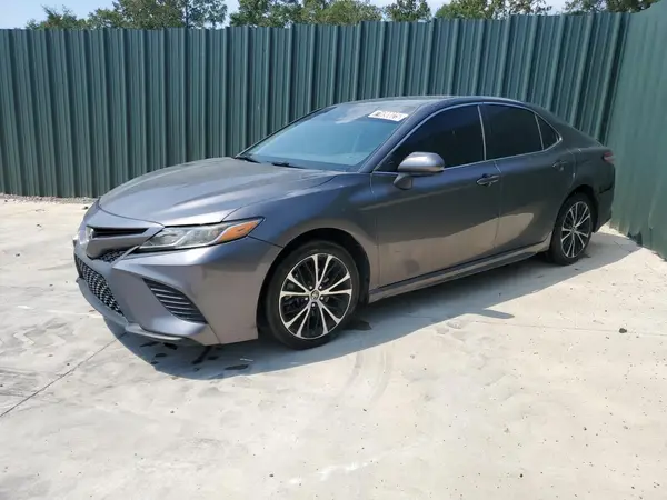 4T1G11AK1LU984303 2020 TOYOTA CAMRY - Image 1