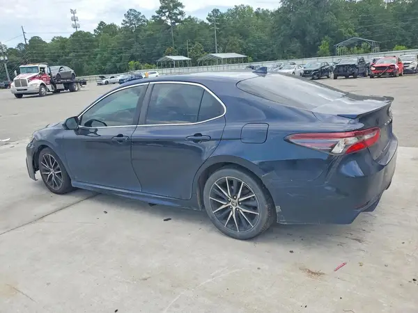 4T1G11AK1MU402900 2021 TOYOTA CAMRY - Image 2