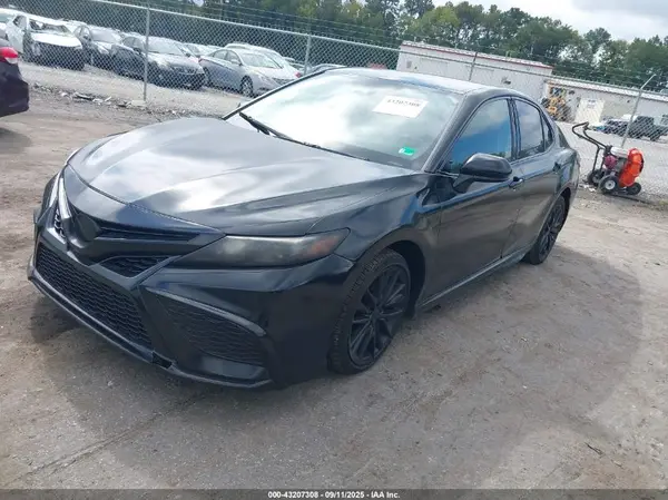 4T1G11AK1MU403500 2021 TOYOTA CAMRY - Image 2