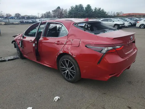 4T1G11AK1MU405747 2021 TOYOTA CAMRY - Image 2
