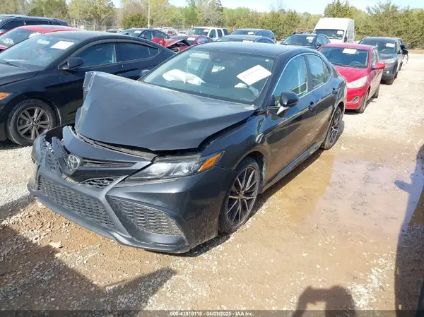 4T1G11AK1MU408163 2021 TOYOTA CAMRY - Image 2