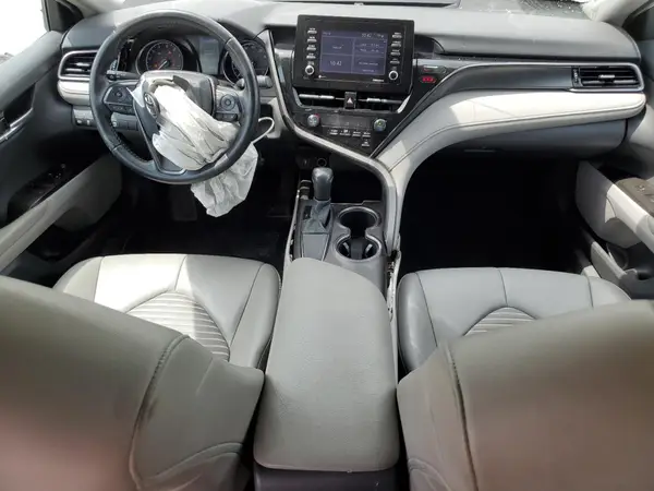 4T1G11AK1MU417784 2021 TOYOTA CAMRY - Image 8