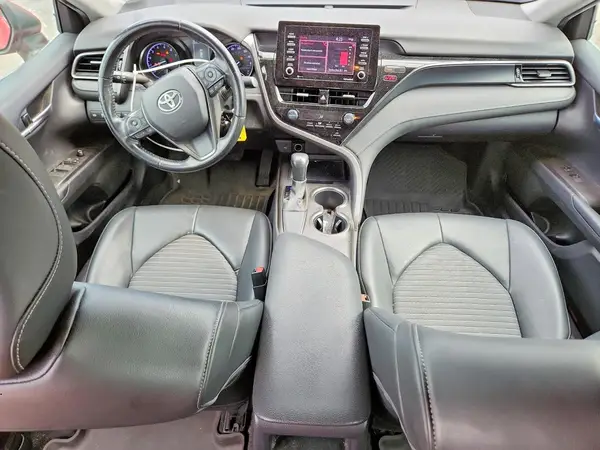 4T1G11AK1MU424153 2021 TOYOTA CAMRY - Image 8
