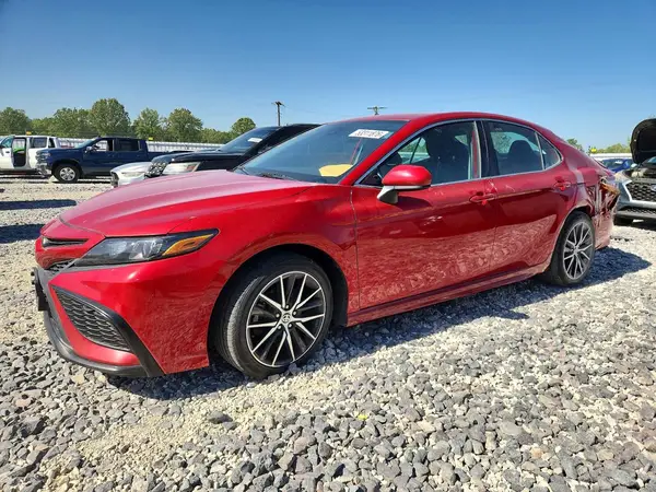 4T1G11AK1MU427666 2021 TOYOTA CAMRY - Image 1