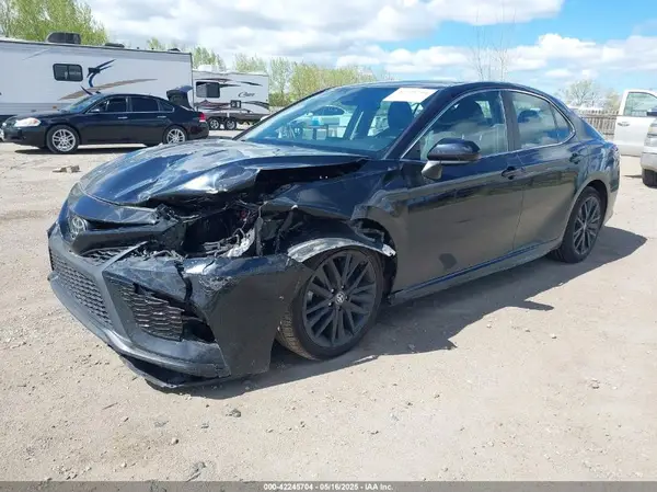 4T1G11AK1MU433063 2021 TOYOTA CAMRY - Image 2