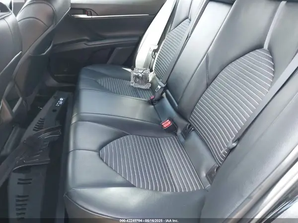 4T1G11AK1MU433063 2021 TOYOTA CAMRY - Image 8