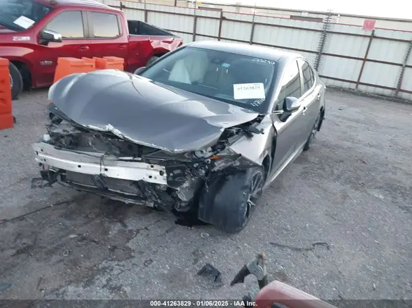 4T1G11AK1MU434746 2021 TOYOTA CAMRY - Image 2