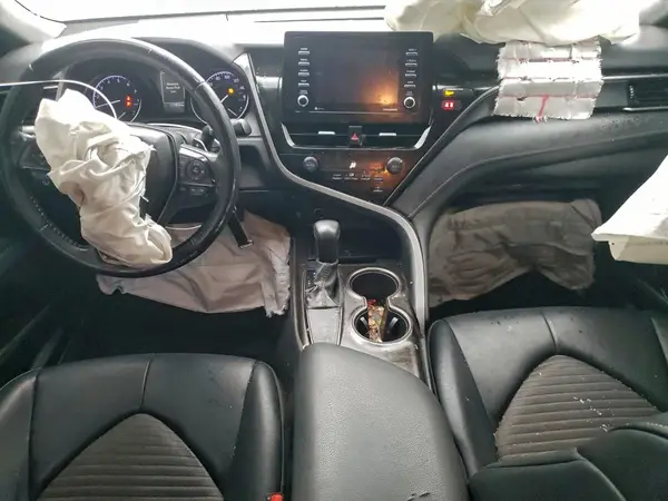 4T1G11AK1MU438134 2021 TOYOTA CAMRY - Image 8