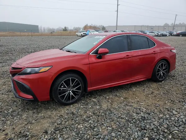 4T1G11AK1MU452275 2021 TOYOTA CAMRY - Image 1