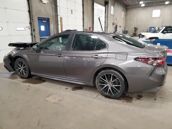4T1G11AK1MU458366 2021 TOYOTA CAMRY - Image 2