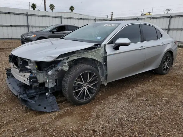 4T1G11AK1MU472350 2021 TOYOTA CAMRY - Image 1