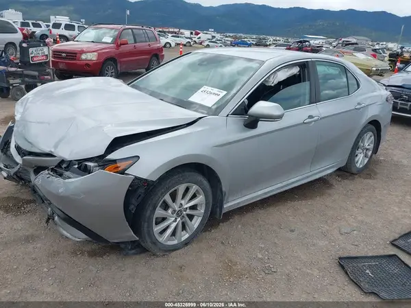4T1G11AK1MU474017 2021 TOYOTA CAMRY - Image 2