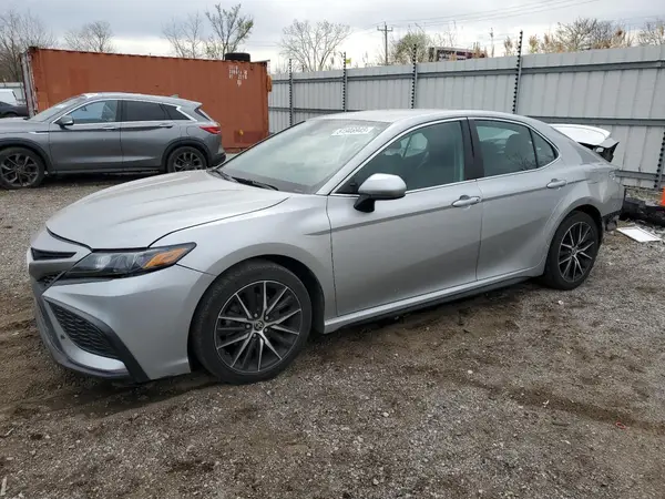 4T1G11AK1MU478892 2021 TOYOTA CAMRY - Image 1