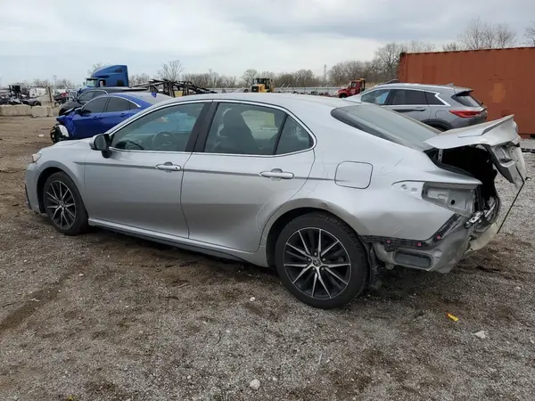 4T1G11AK1MU478892 2021 TOYOTA CAMRY - Image 2
