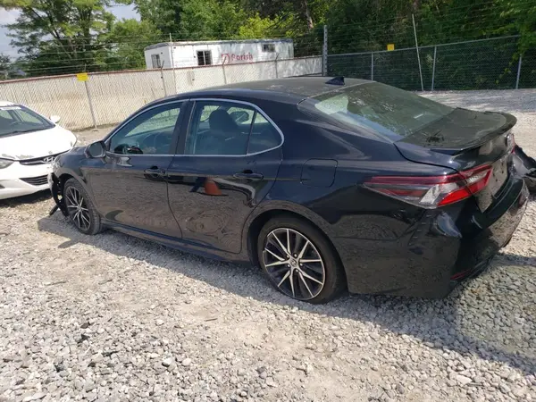 4T1G11AK1MU480321 2021 TOYOTA CAMRY - Image 2