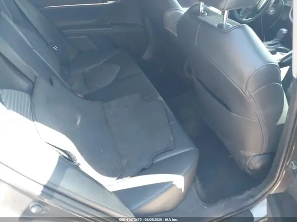 4T1G11AK1MU486779 2021 TOYOTA CAMRY - Image 8