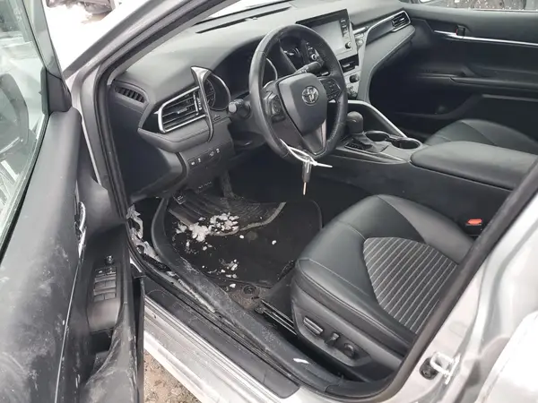4T1G11AK1MU493246 2021 TOYOTA CAMRY - Image 8