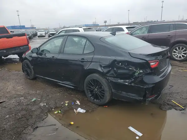 4T1G11AK1MU493411 2021 TOYOTA CAMRY - Image 2