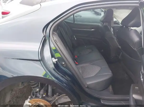 4T1G11AK1MU494560 2021 TOYOTA CAMRY - Image 8