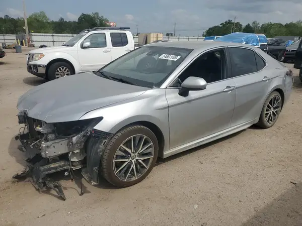 4T1G11AK1MU512412 2021 TOYOTA CAMRY - Image 1