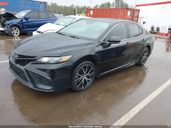 4T1G11AK1MU514404 2021 TOYOTA CAMRY - Image 2