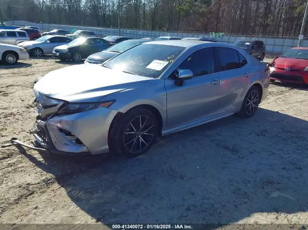 4T1G11AK1MU514855 2021 TOYOTA CAMRY - Image 2