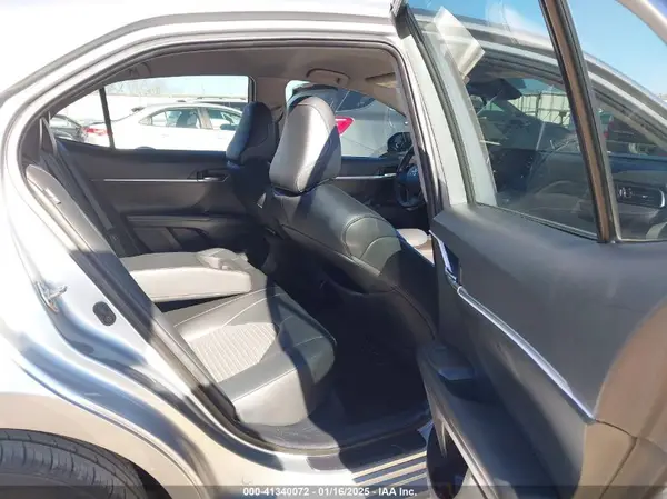 4T1G11AK1MU514855 2021 TOYOTA CAMRY - Image 8
