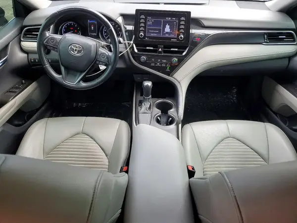 4T1G11AK1MU516928 2021 TOYOTA CAMRY - Image 8