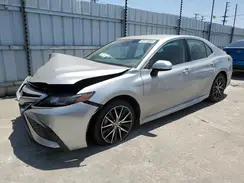 4T1G11AK1MU523300 2021 TOYOTA CAMRY