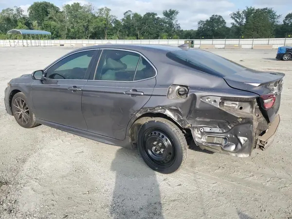 4T1G11AK1MU528318 2021 TOYOTA CAMRY - Image 2