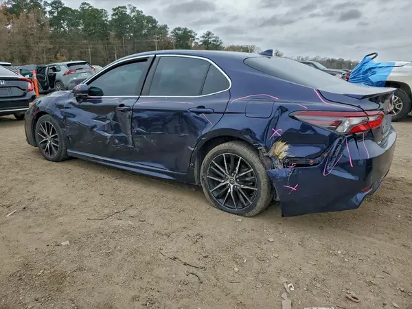 4T1G11AK1MU528559 2021 TOYOTA CAMRY - Image 2