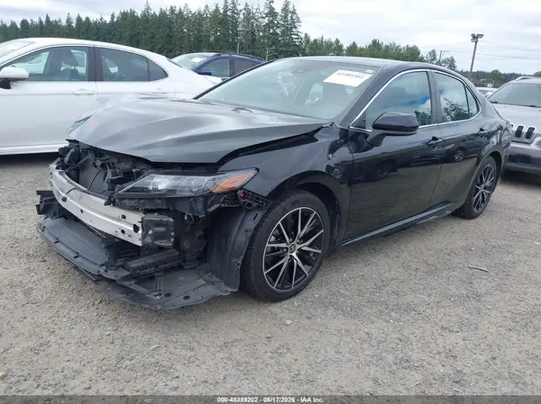 4T1G11AK1MU531669 2021 TOYOTA CAMRY - Image 2
