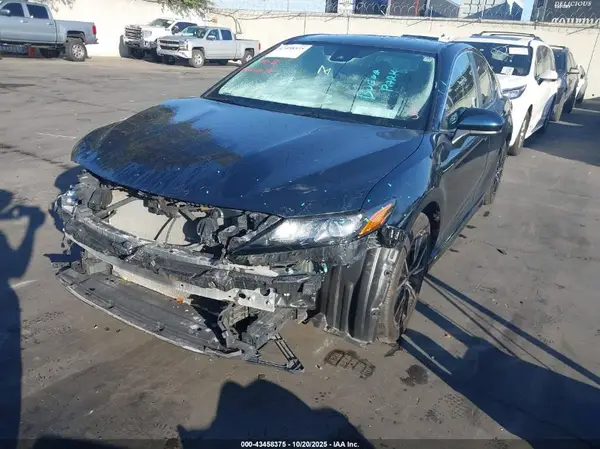 4T1G11AK1MU532174 2021 TOYOTA CAMRY - Image 2