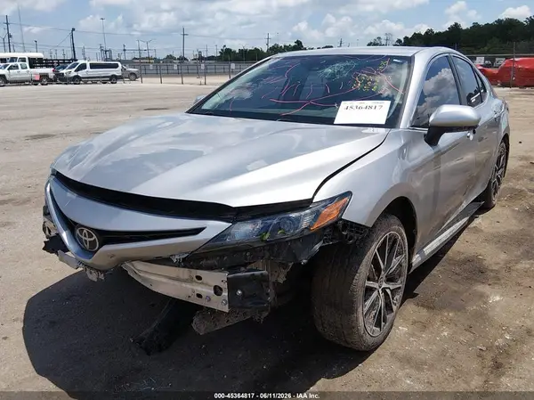4T1G11AK1MU538072 2021 TOYOTA CAMRY - Image 2