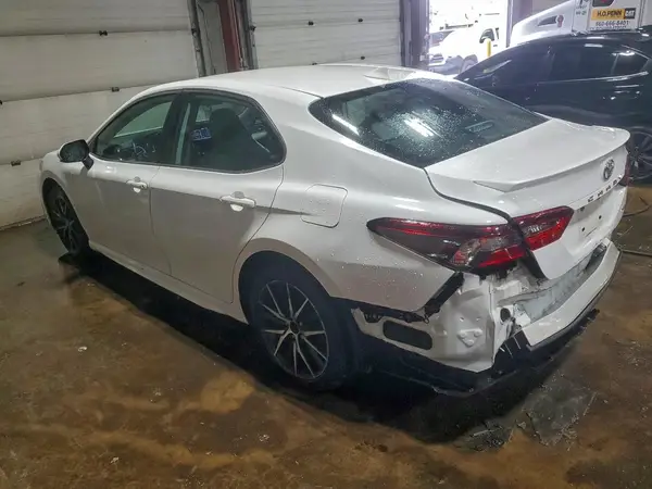 4T1G11AK1MU542090 2021 TOYOTA CAMRY - Image 2