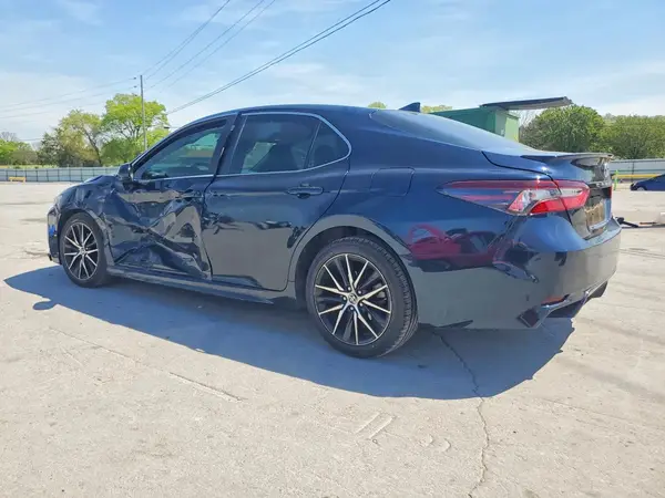4T1G11AK1MU542235 2021 TOYOTA CAMRY - Image 2
