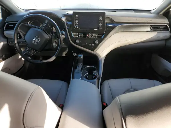 4T1G11AK1MU542512 2021 TOYOTA CAMRY - Image 8