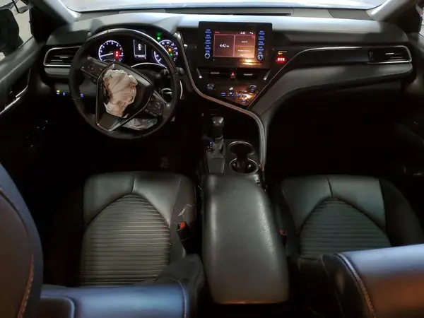 4T1G11AK1MU543028 2021 TOYOTA CAMRY - Image 8