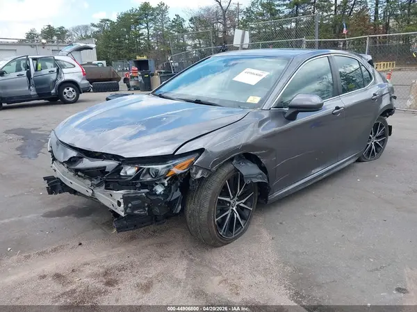 4T1G11AK1MU544146 2021 TOYOTA CAMRY - Image 2
