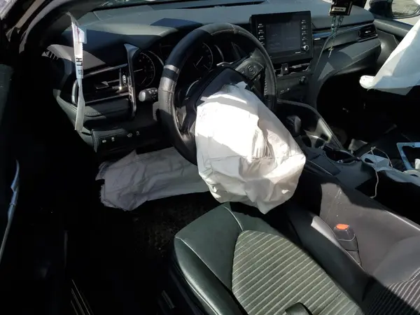 4T1G11AK1MU549783 2021 TOYOTA CAMRY - Image 8